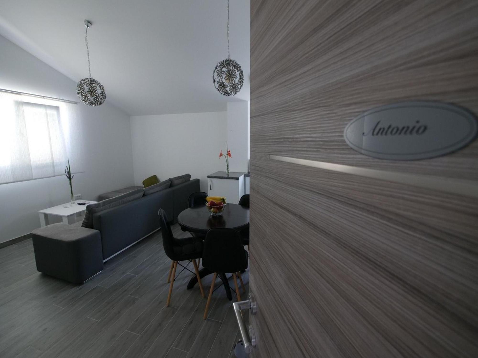 Apartments Maza Задар Стая снимка