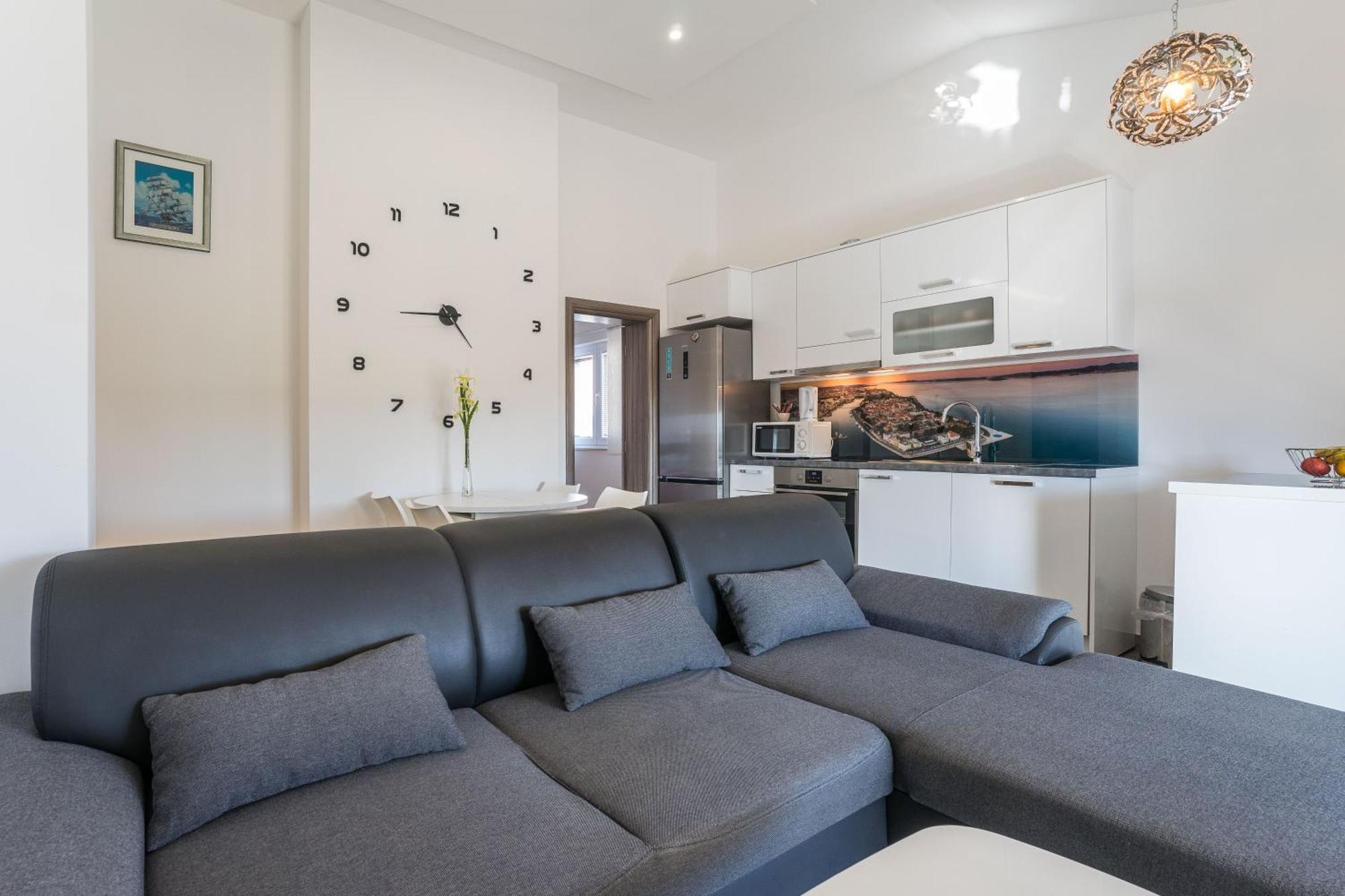Apartments Maza Задар Стая снимка